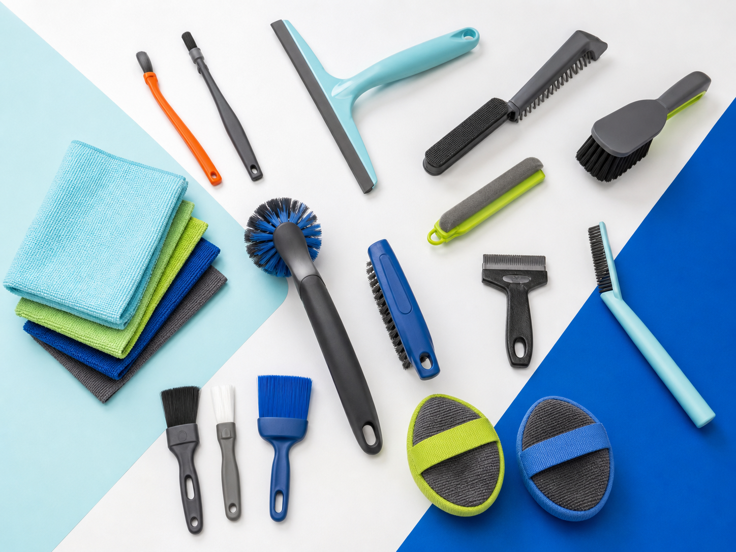 A top-down overview of compact manual cleaning tools for small-home resets.