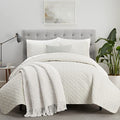 ComfortSure Soft 3-Piece Full/Queen Quilt Bedding Set, Includes Bedspread/Coverlet and Pillow Shams, Bedding for All Seasons, Machine Washable, Ivory