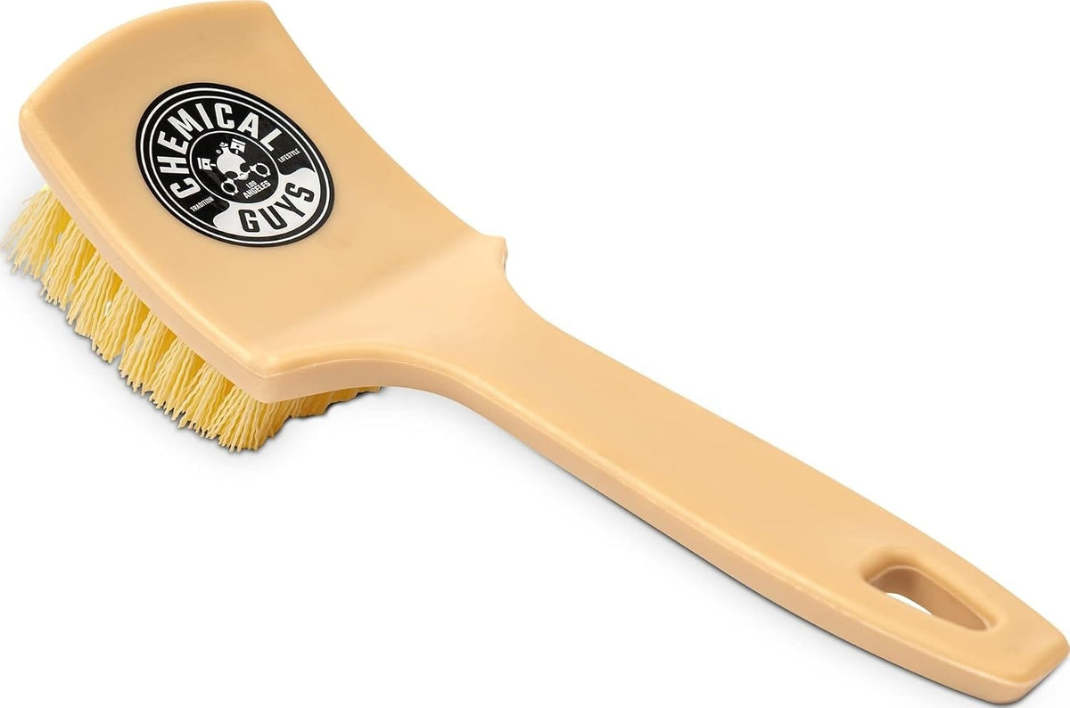 Induro 7 Heavy Duty Car Carpet & Upholstery Detailing Brush | Stiff, durable bristles and an ergonomic grip dig into carpet, mats and seats for deep interior fabric cleaning